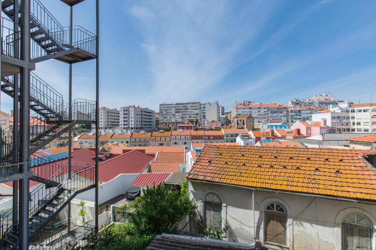 Typical 2Bdr Apartment In Lisbon By Lovelystay Lisboa Exterior foto
