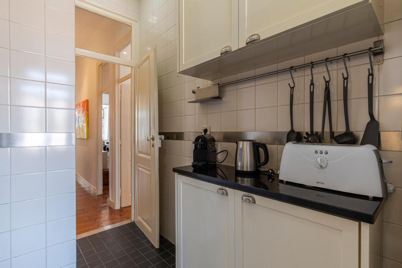 Typical 2Bdr Apartment In Lisbon By Lovelystay Lisboa Exterior foto